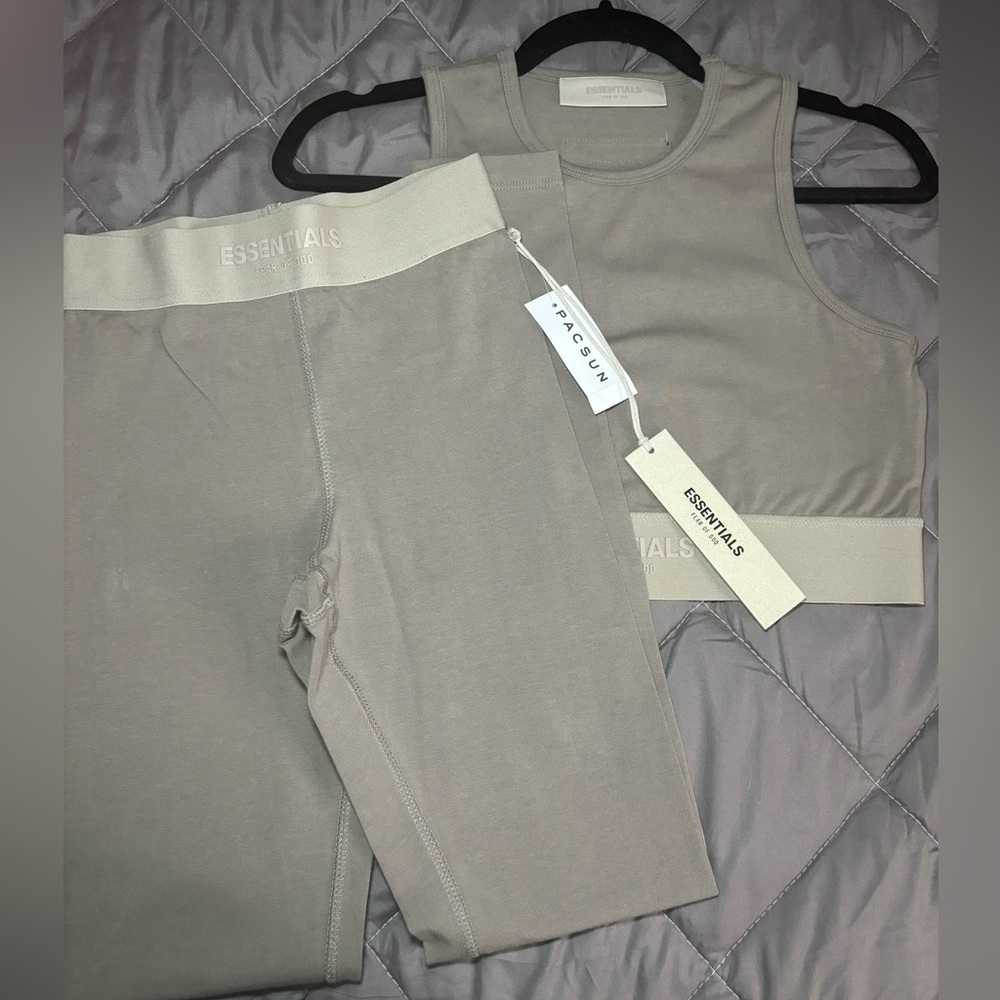 FEAR OF GOD essentials two piece set